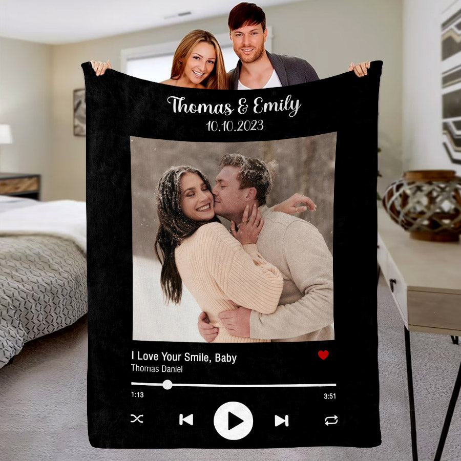 Personalized Valentines Gifts for My Boyfriend | Custom Photo Blanket